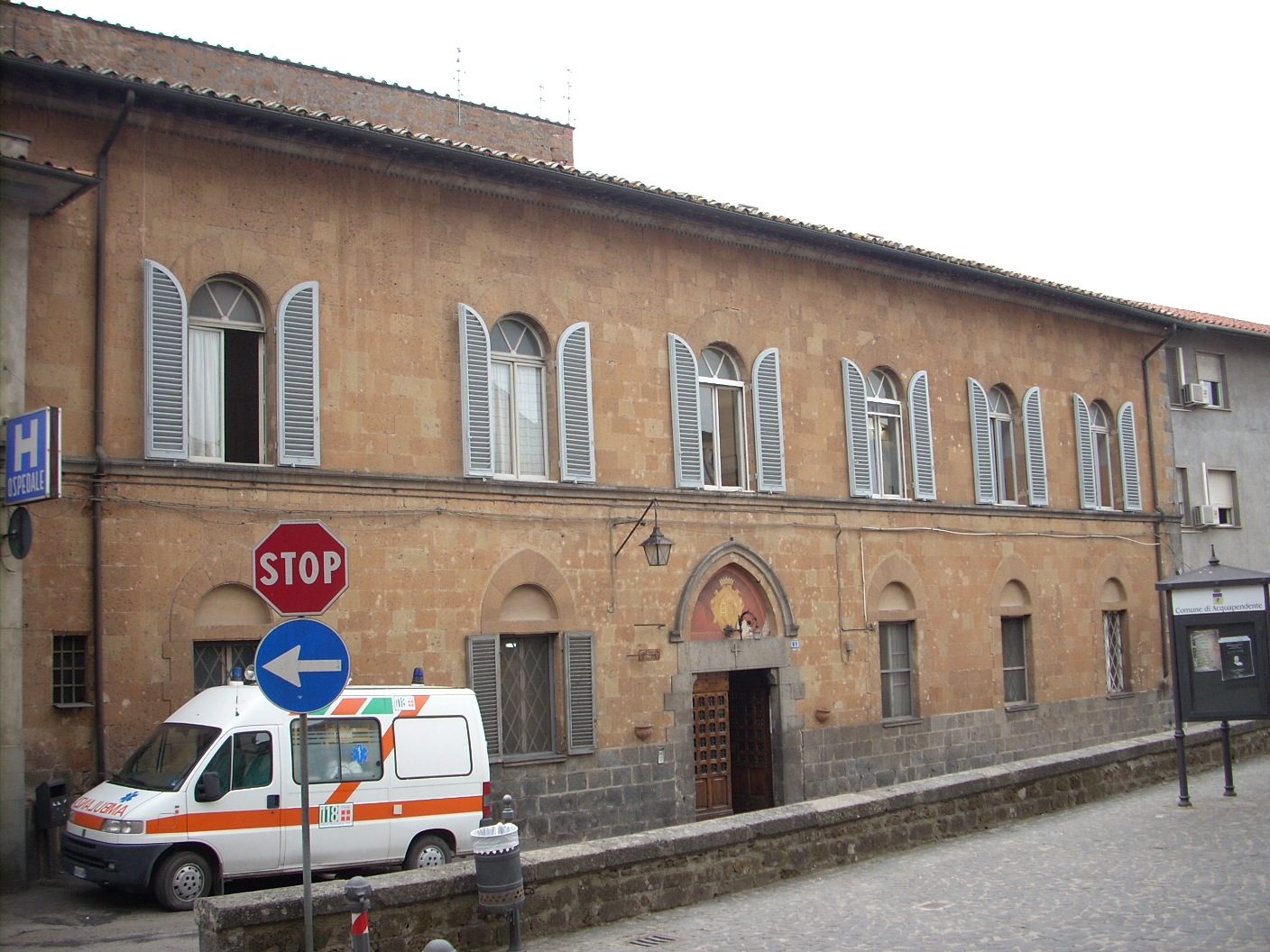 Ospedale%20di%20San%20Giovanni%20detto%20della%20Scala%2C%20Acquapendente%20-%2001.JPG
